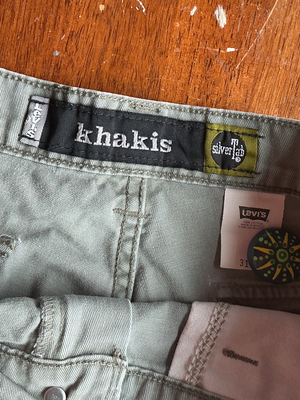 Levi’s SilverTab Cargo Shorts Mens 31 Olive Green Utility Workwear Y2K 16” Waist - Picture 9 of 16